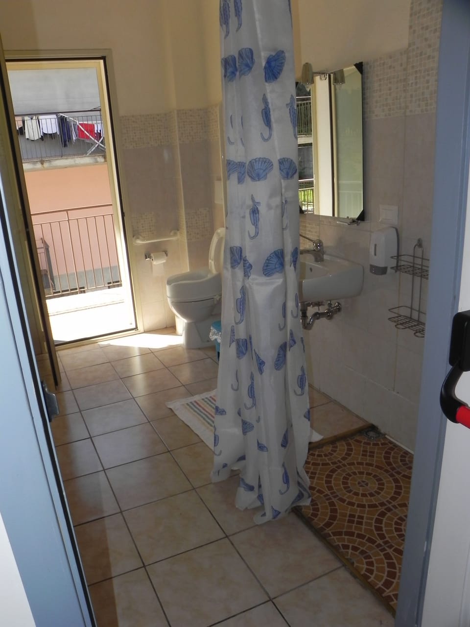 Shower, free toiletries, hair dryer, bathrobes