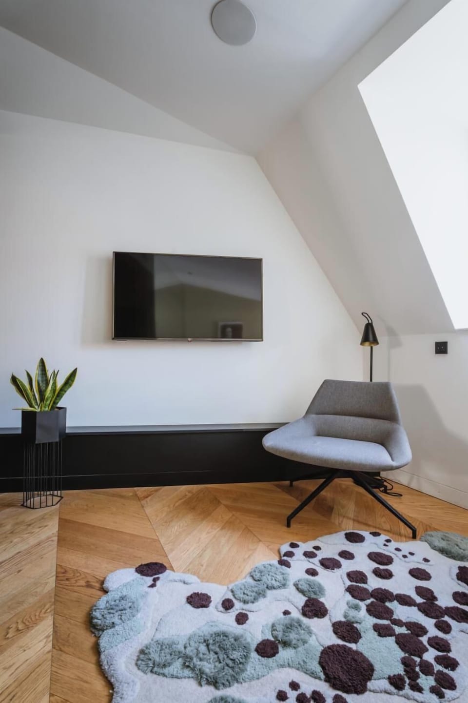 Junior Suite | Hypo-allergenic bedding, free minibar items, in-room safe