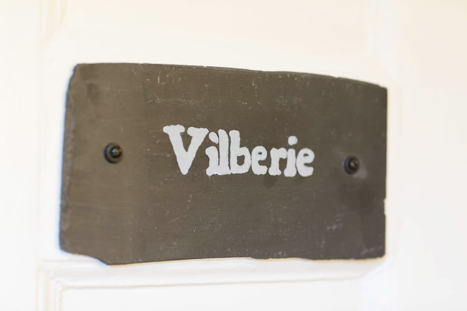 Egyptian cotton sheets, premium bedding, individually decorated