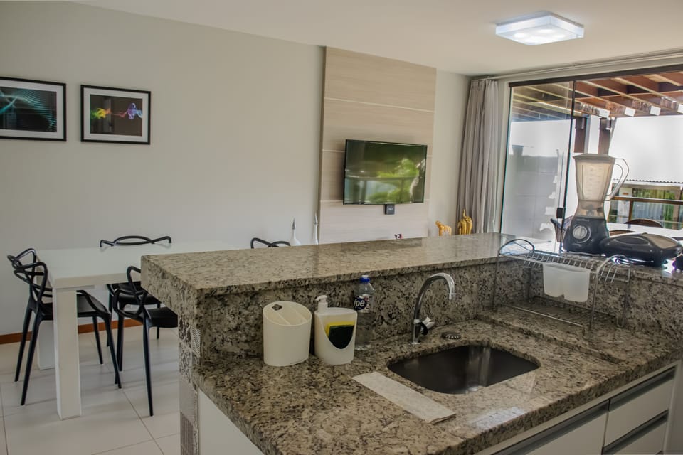 Standard Apartment | Private kitchen | Full-size fridge, microwave, oven, stovetop