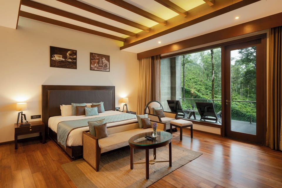 Coffee Suites | Premium bedding, soundproofing, iron/ironing board, free WiFi
