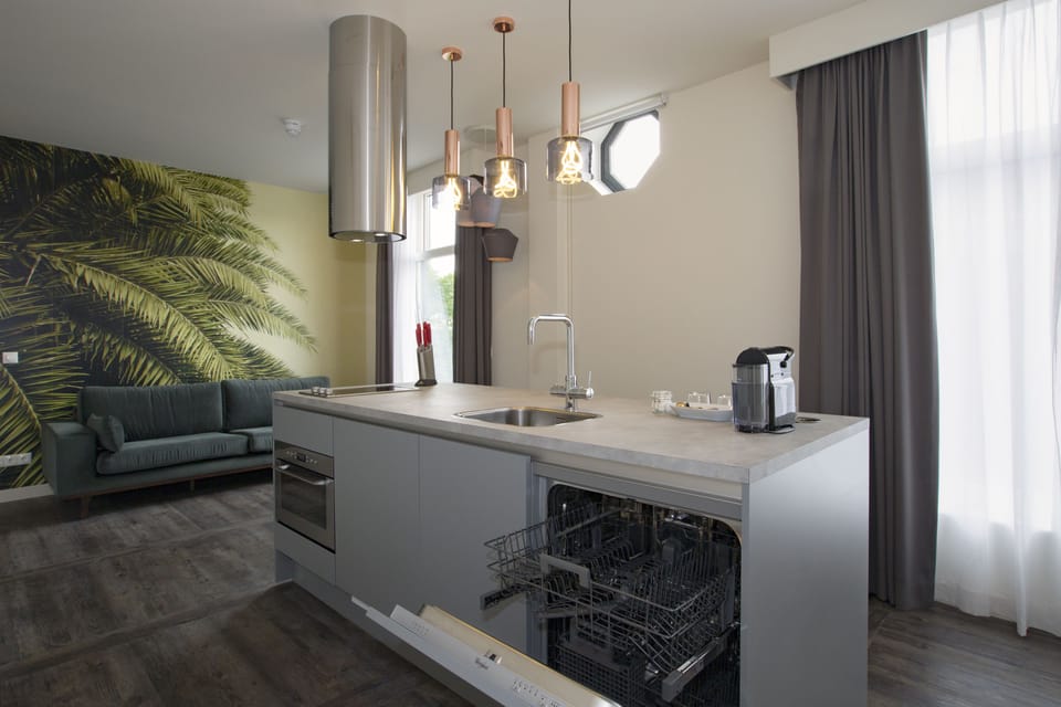 Private kitchenette