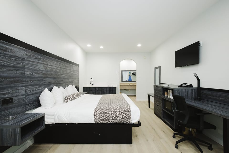 In-room safe, desk, iron/ironing board, rollaway beds