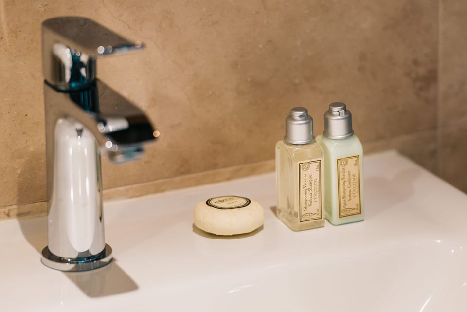 Economy Room, No Windows | Bathroom sink