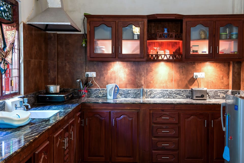 Oven, stovetop, electric kettle