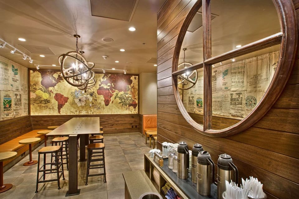 9 restaurants; lunch and dinner served