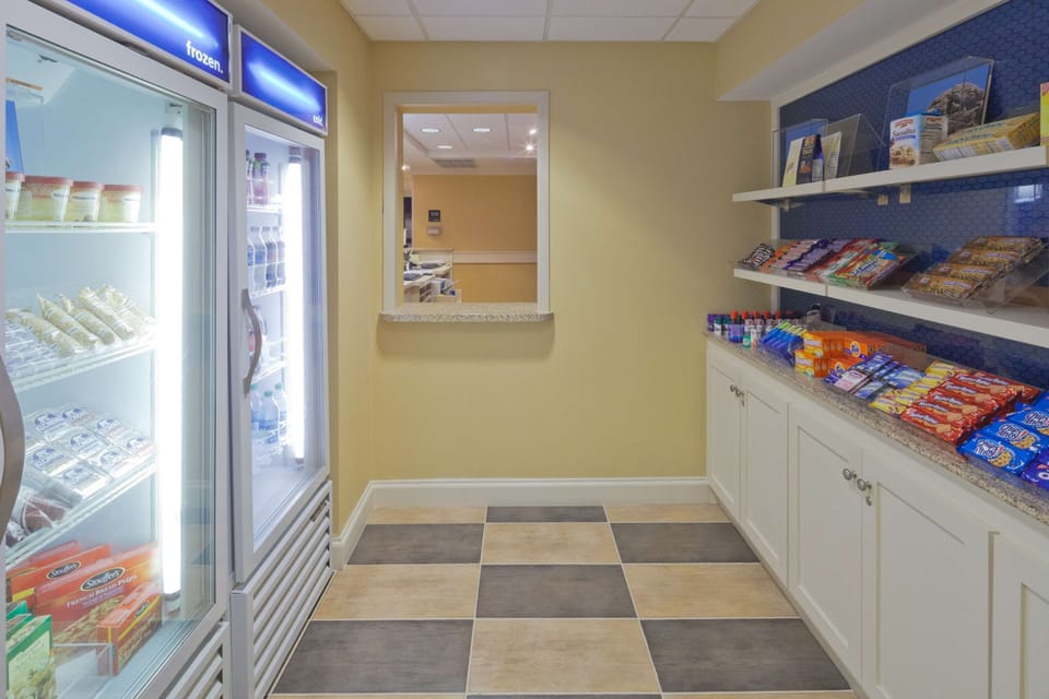 Snack bar