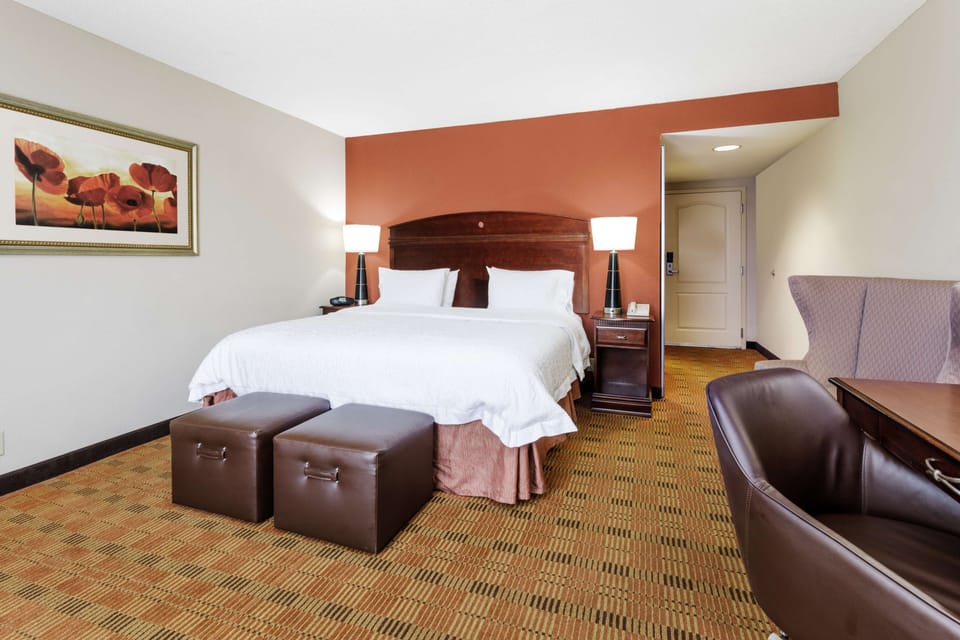 In-room safe, desk, iron/ironing board, free WiFi