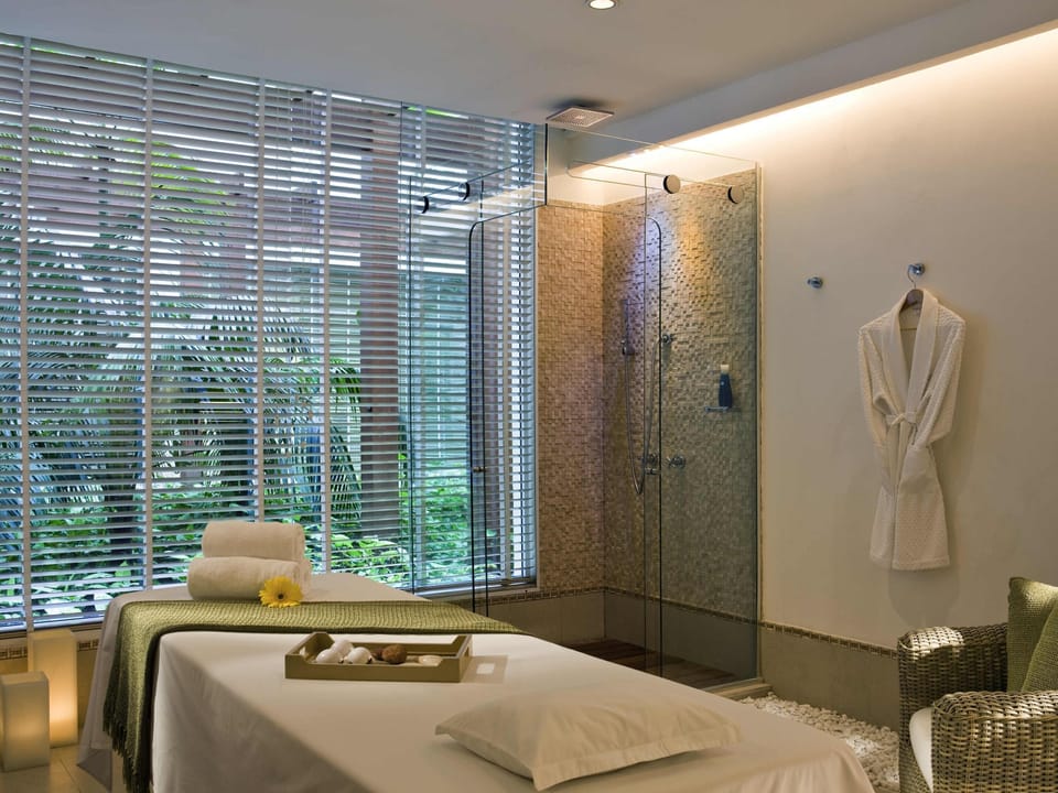 Steam room, massages