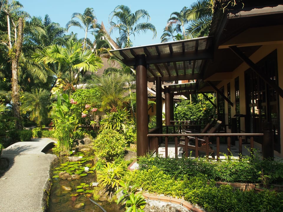 Deluxe Garden Villa | Balcony