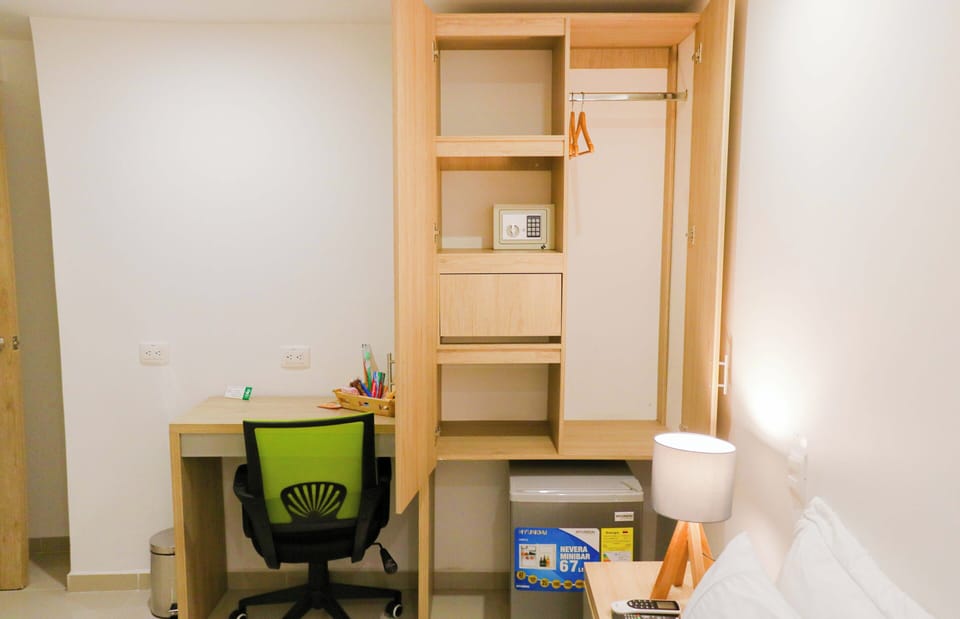 In-room safe, desk, laptop workspace, soundproofing