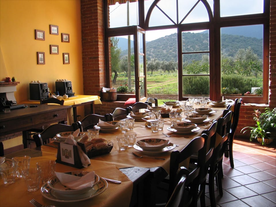 Breakfast area