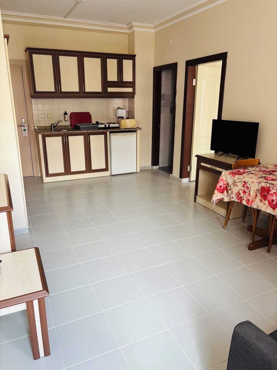 Family Apartment, Terrace | Premium bedding, desk, soundproofing, free cribs/infant beds