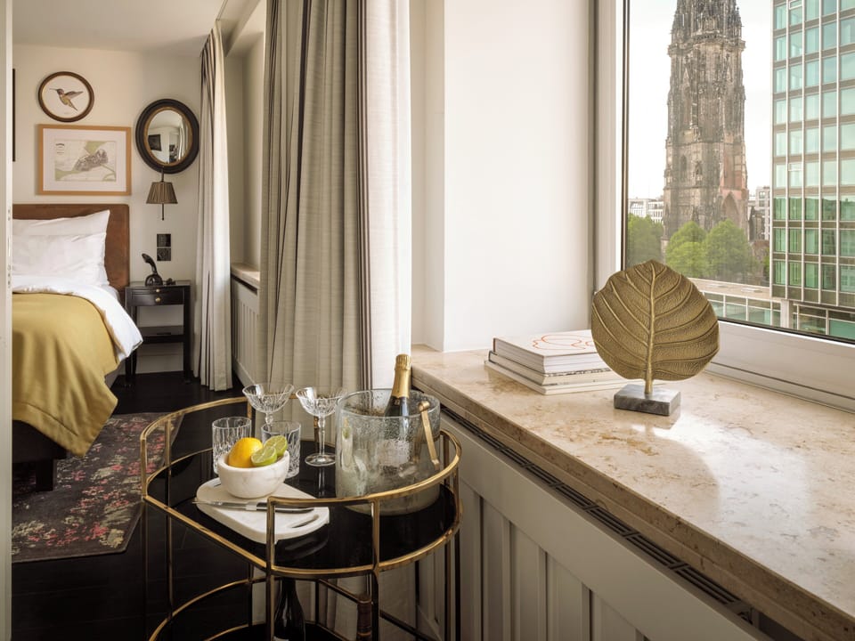 Suite (Nikolai) | Premium bedding, in-room safe, desk, blackout drapes