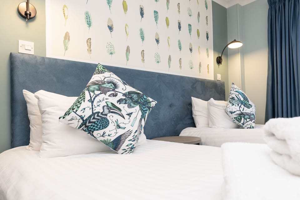 Superior Twin Room, 2 Twin Beds | Desk, laptop workspace, iron/ironing board, free WiFi
