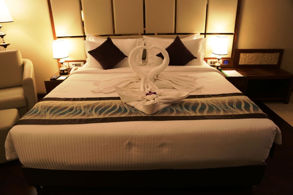 Suite | Premium bedding, minibar, in-room safe, desk
