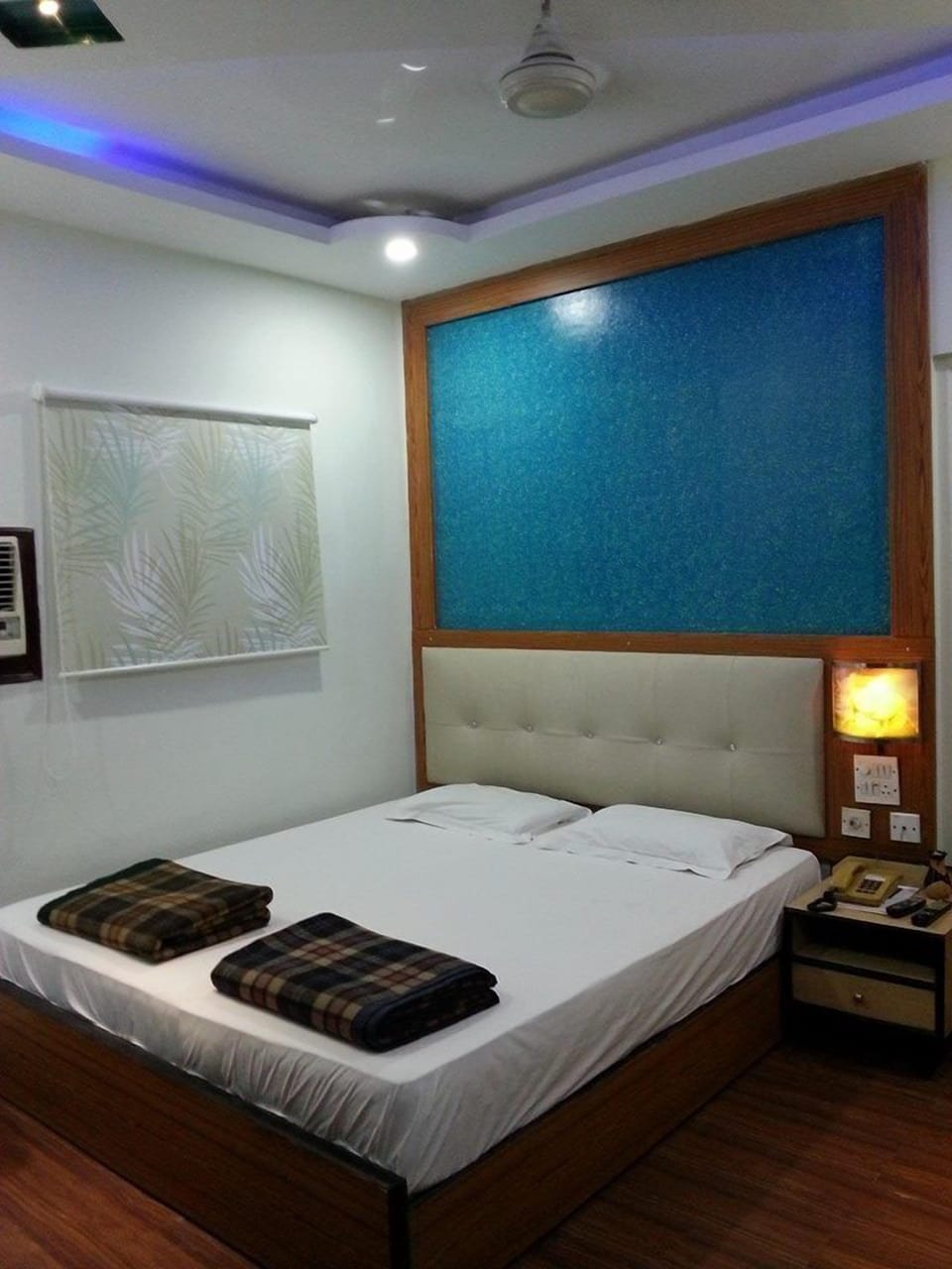 Super Deluxe Room | Premium bedding, desk, rollaway beds, free WiFi