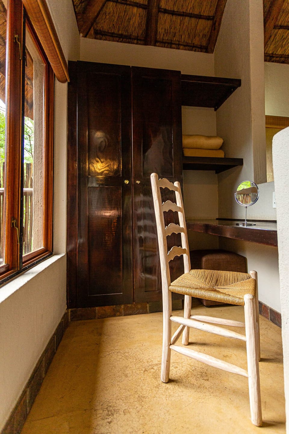 Private Deluxe Lodge | 1 bedroom, WiFi (free), bed sheets