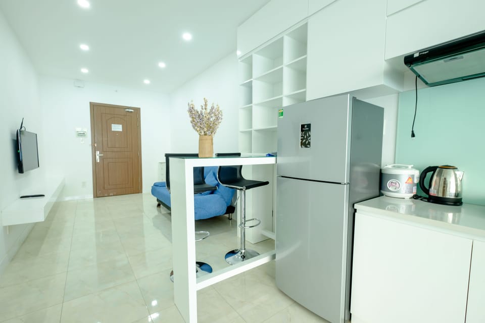 Mini-refrigerator