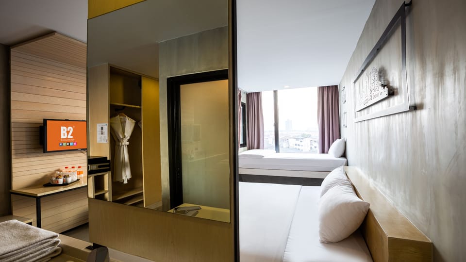 Deluxe Triple Room | City view