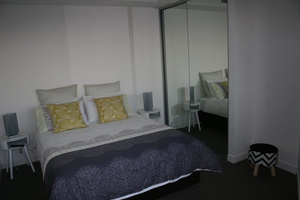 Apartment 2 | Minibar, desk, iron/ironing board, WiFi (free)