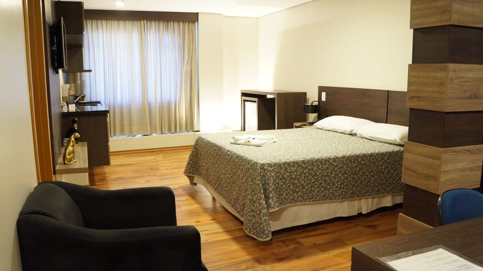 Premium Room | Minibar, desk, blackout drapes, free WiFi