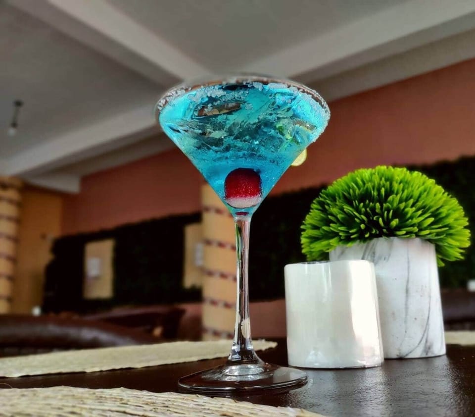 Breakfast, lunch, dinner served; Mexican cuisine, beach views 