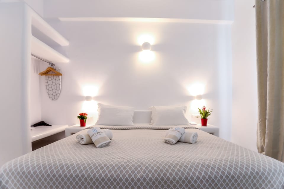 Deluxe Double Room | Iron/ironing board, free cribs/infant beds, free WiFi