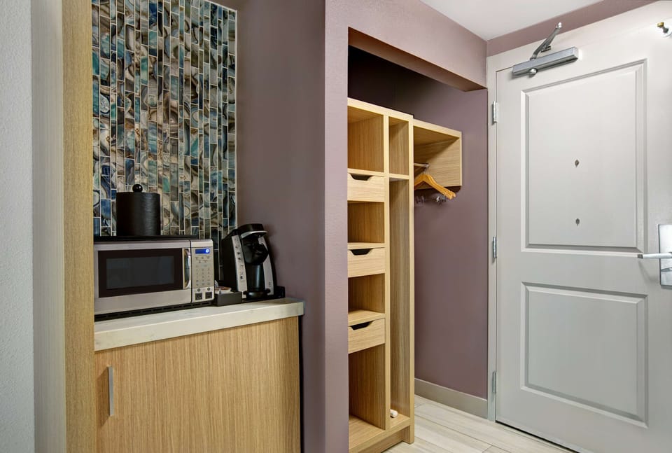 Room, Accessible | Premium bedding, in-room safe, iron/ironing board, free WiFi