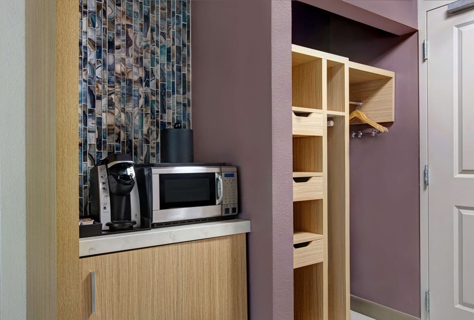 Room, Accessible | Premium bedding, in-room safe, iron/ironing board, free WiFi
