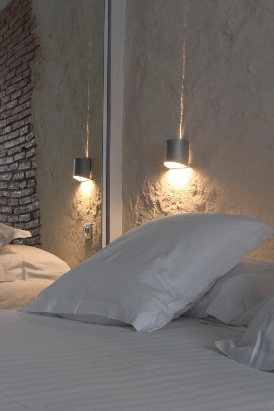 Romantic Double Room, 1 Double Bed | Memory foam beds, individually furnished, desk, laptop workspace