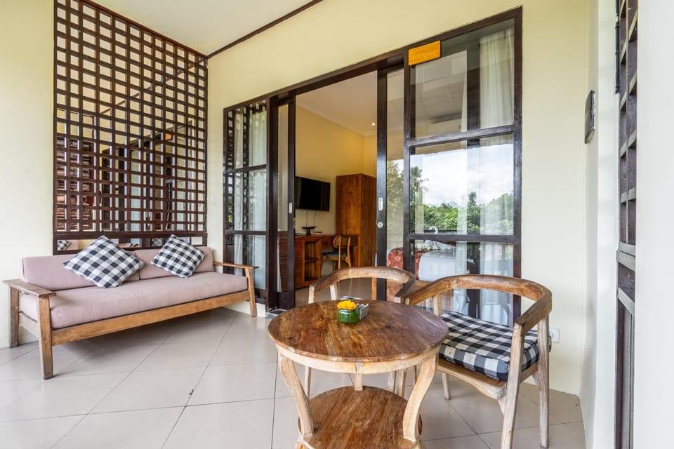 Standard Double or Twin With Balcony | 1 bedroom, minibar, in-room safe, individually decorated