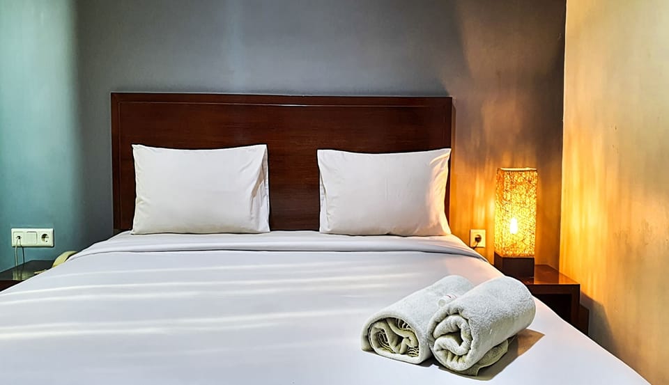 Superior Double Room | Desk, blackout drapes, soundproofing, free WiFi