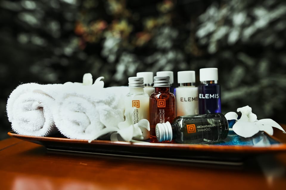 Couples treatment rooms, hot stone massages, deep-tissue massages