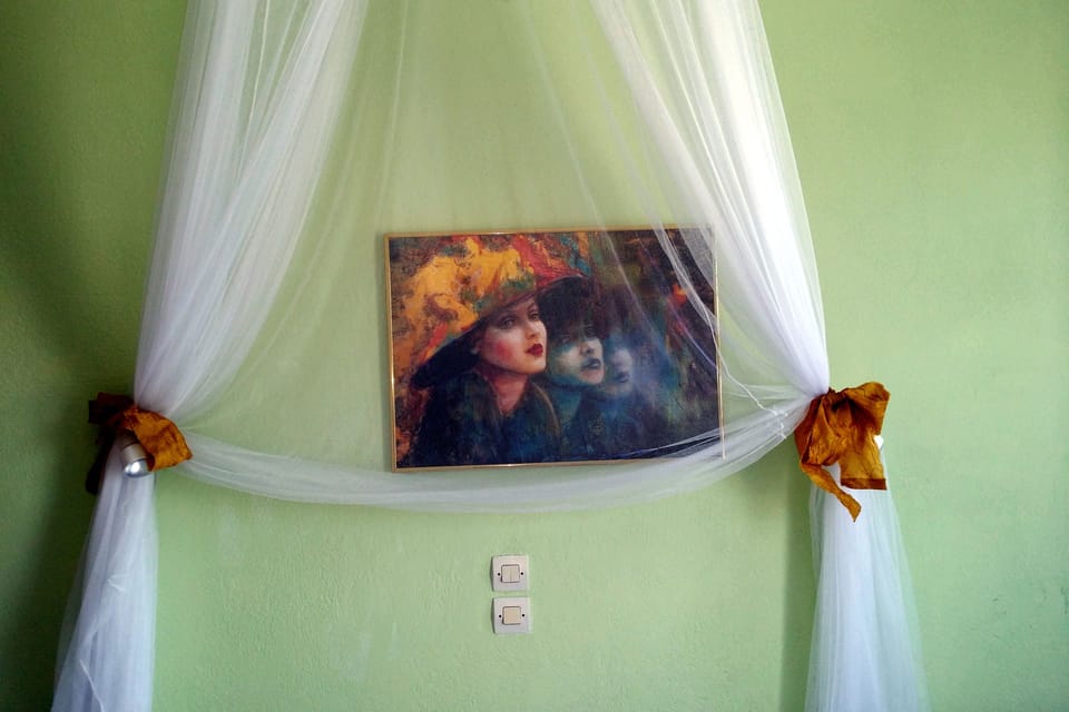 LCD TV