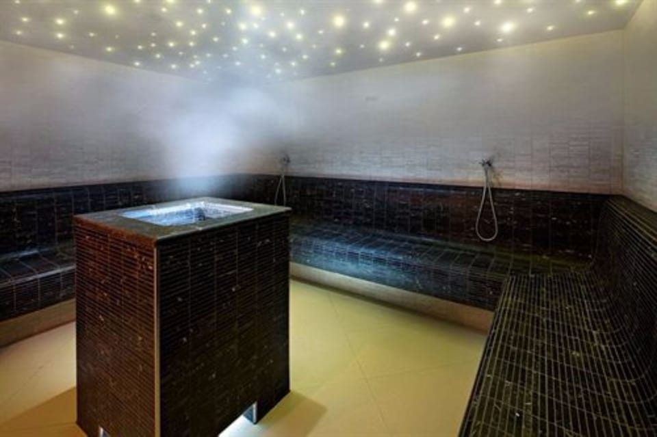 Sauna, steam room, Turkish bath, body treatments, hot stone massages