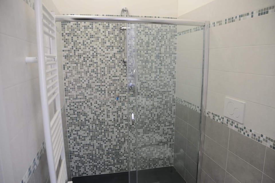 Shower, hair dryer, slippers