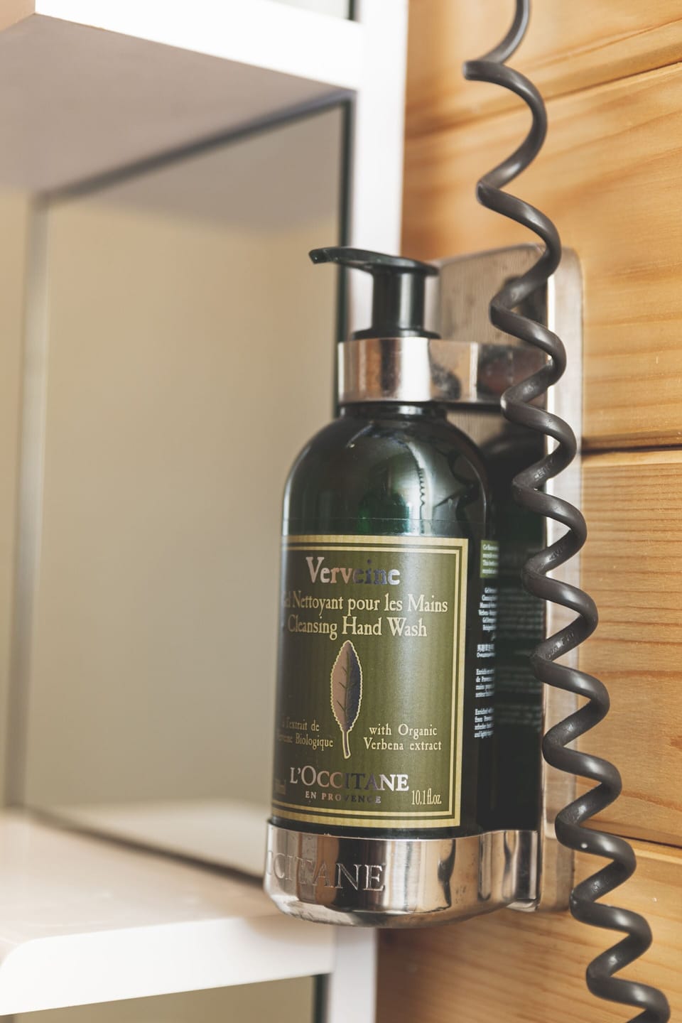 Premium bedding, desk, soundproofing, free WiFi