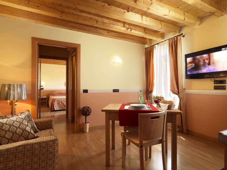 Double Room, 1 Double Bed | Living room | TV