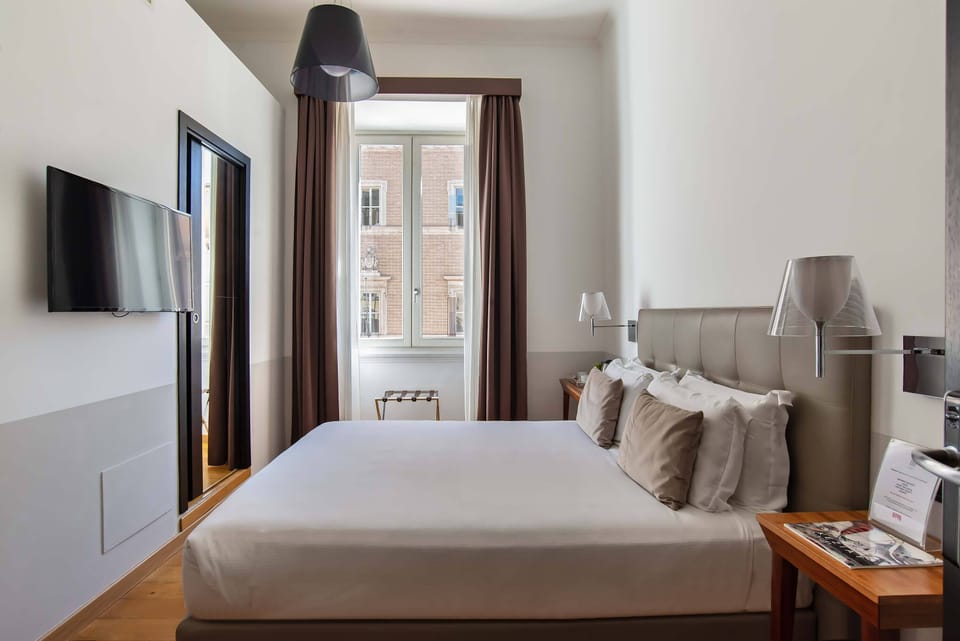 Classic Room | Frette Italian sheets, premium bedding, down comforters