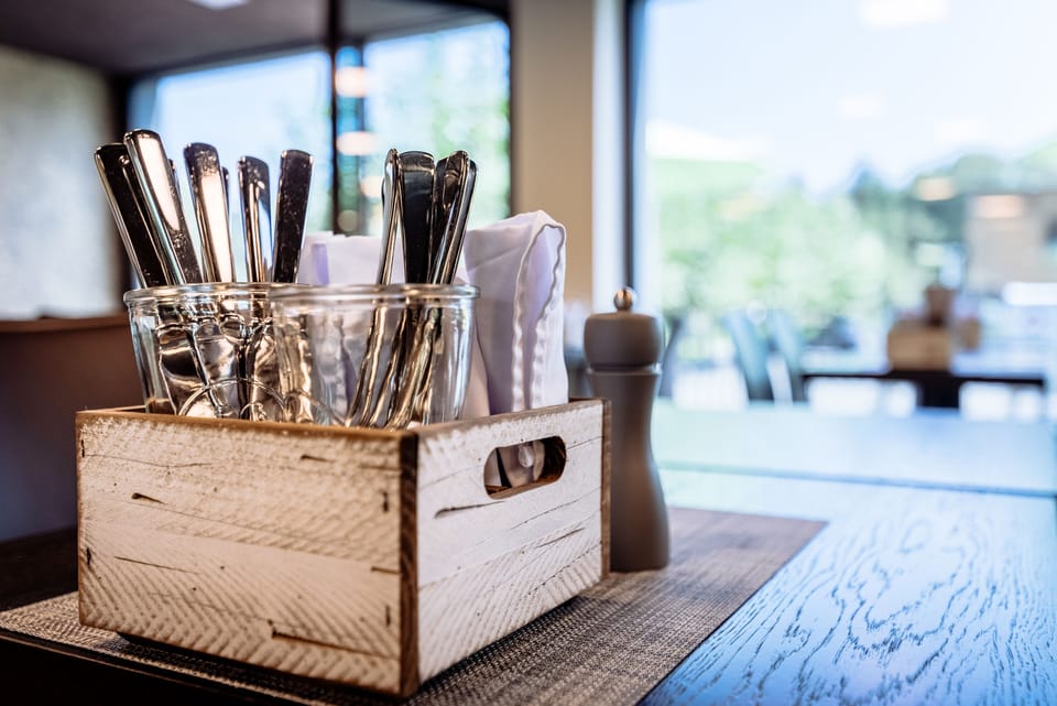 Daily self-serve breakfast (CHF 25 per person)