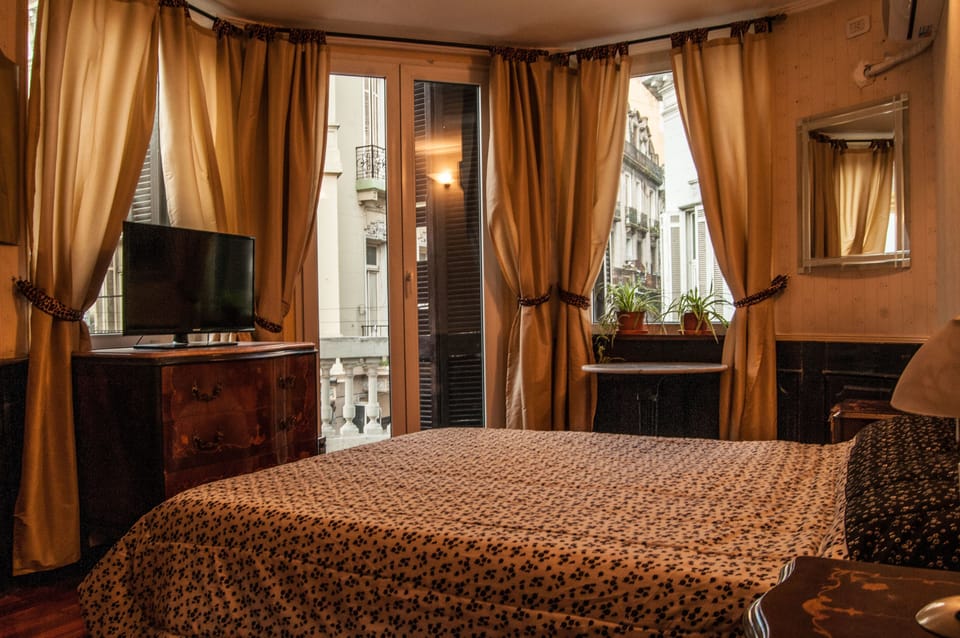 Deluxe Double or Twin Room | Premium bedding, soundproofing, rollaway beds, free WiFi