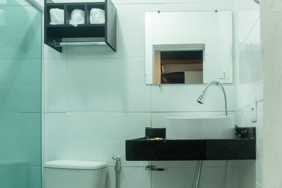 Shower, towels