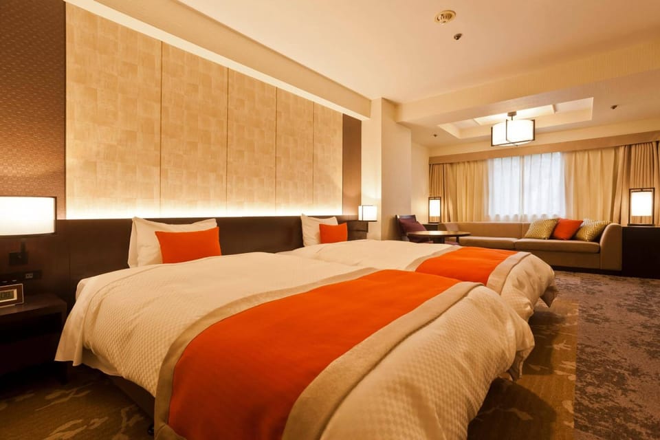 Executive Deluxe Twin Room | Desk, iron/ironing board, free WiFi, bed sheets