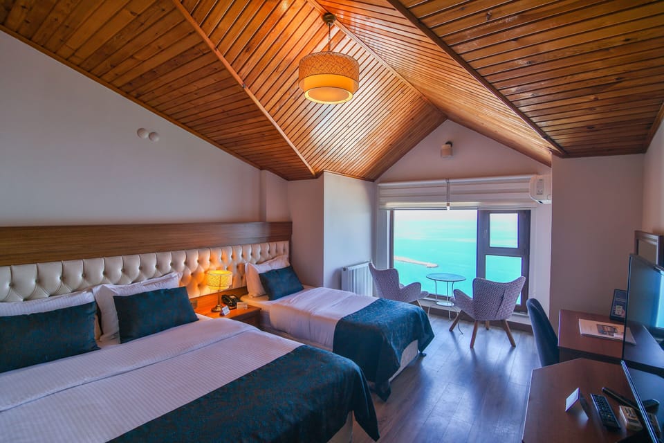 Standard Triple Room, Mountain View | Premium bedding, minibar, in-room safe, desk