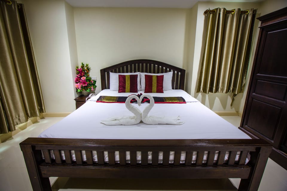 Deluxe Double room | Desk, WiFi (free)