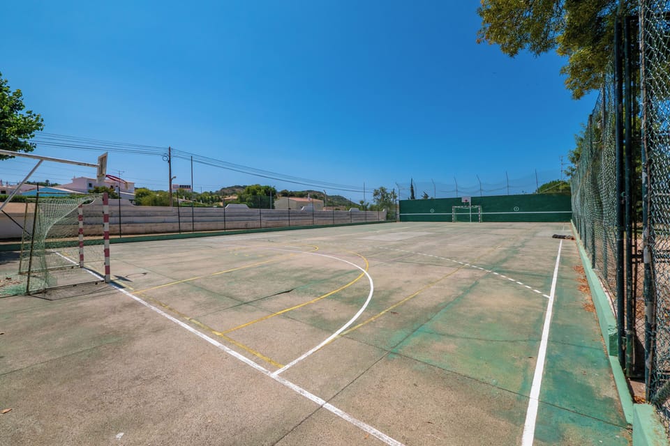 Sport court