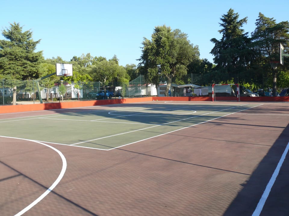 Tennis court