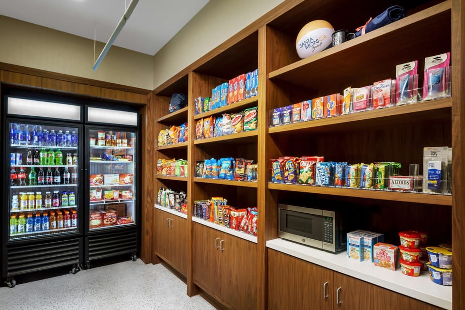 Snack bar