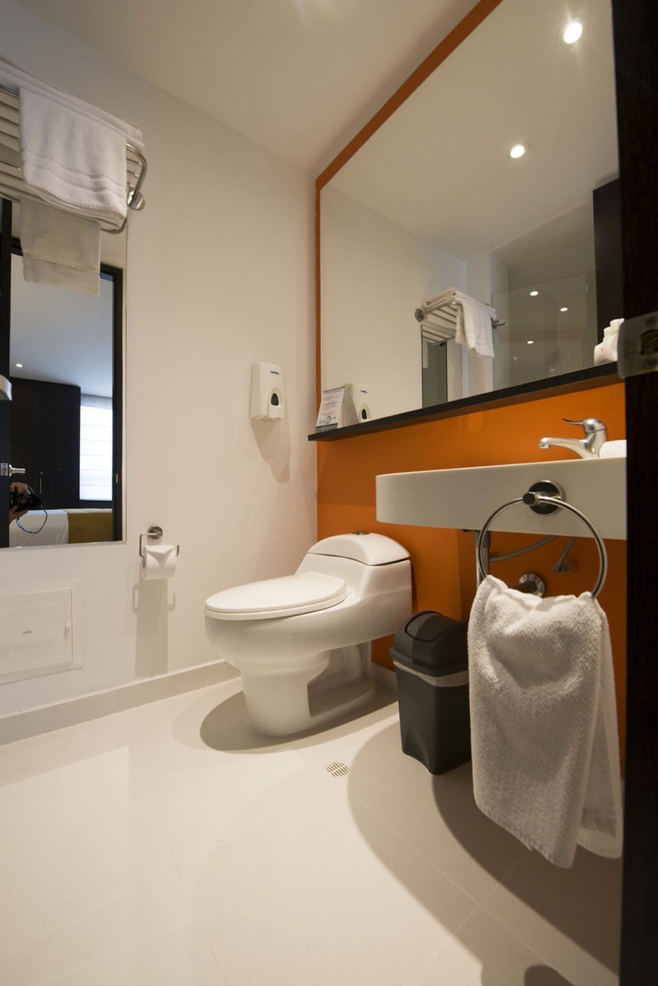 Double Room, 1 Double Bed | Bathroom | Shower, free toiletries, hair dryer, towels
